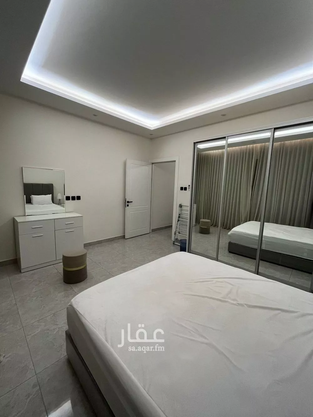 شقة 1 غرف في العارض 3