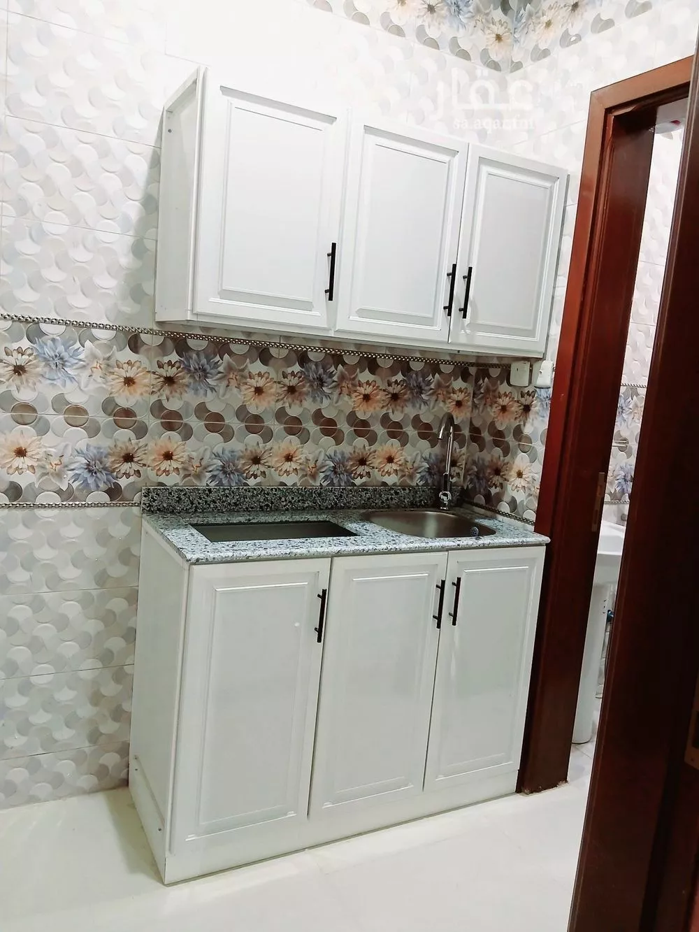 دور 1 غرف في الملز 10
