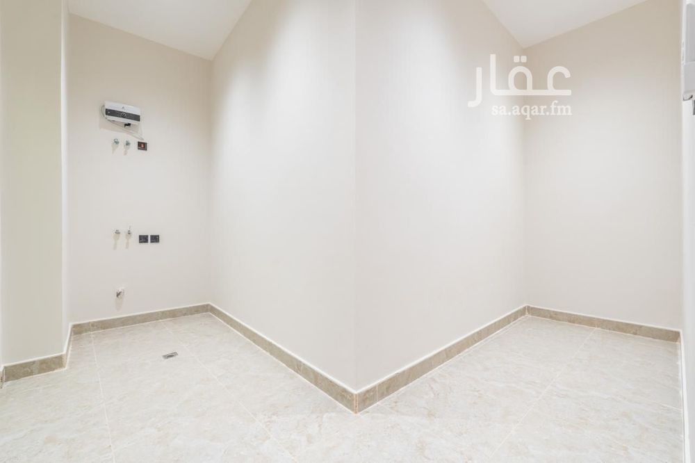 3 bedroom apartment in Al Rawdah, Eastern Province 2