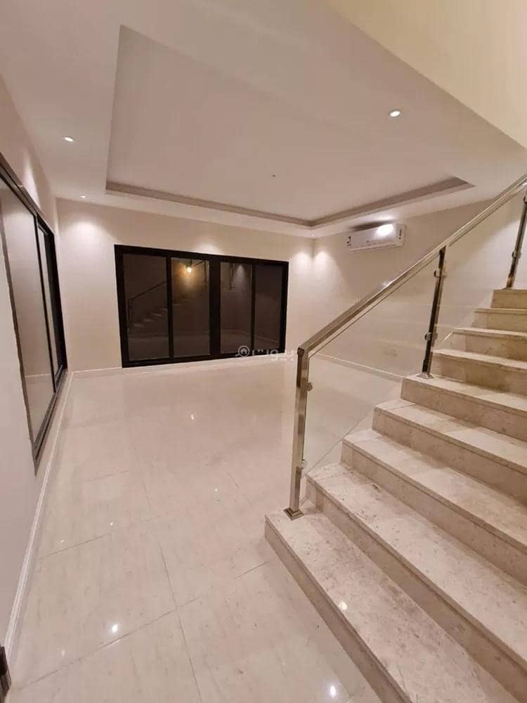4 bedroom villa in Al Rakah Ash Shamaliyah, Eastern Province 14