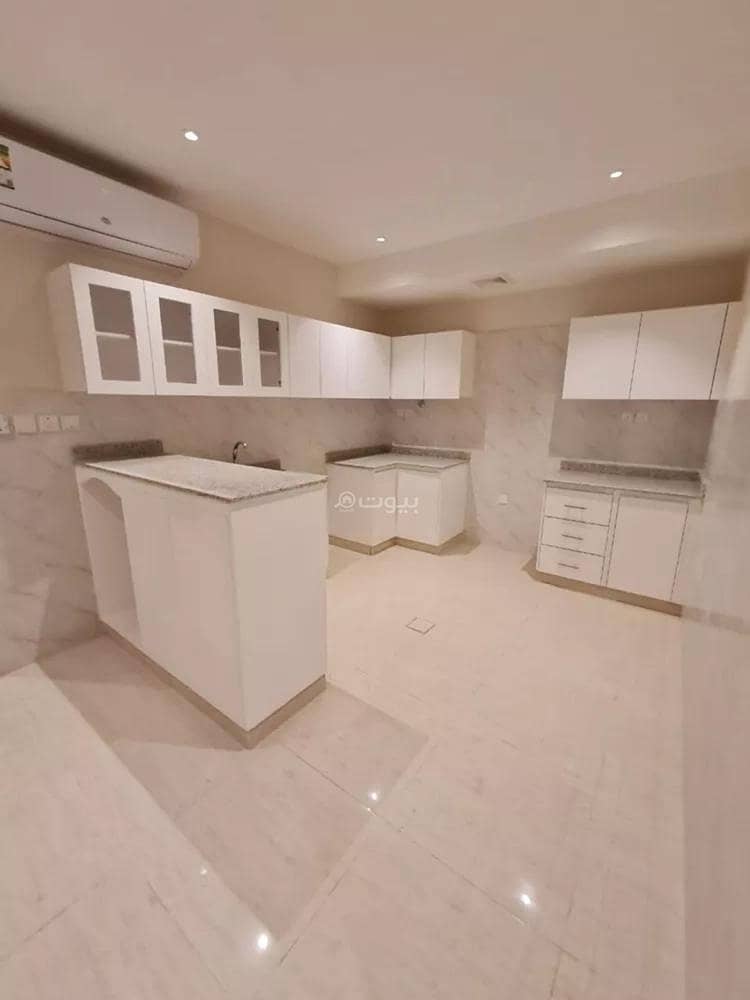4 bedroom villa in Al Rakah Ash Shamaliyah, Eastern Province 24