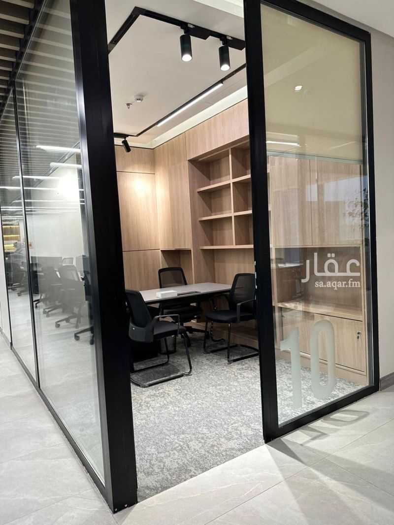 عقار 20 غرف في الملقا، الرياض 8