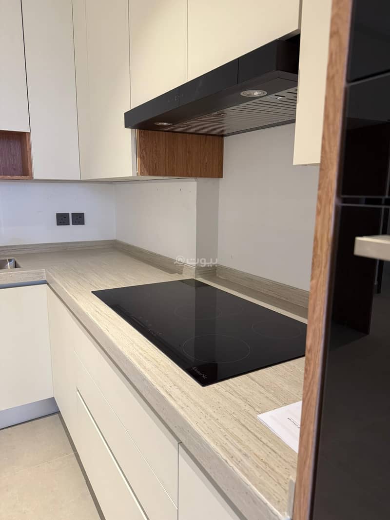 4 bedroom apartment in Al Hizam Al Thahabi, Eastern Province 6