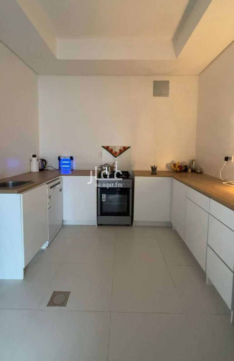 4 bedroom villa in Al Farouq, Riyadh 14