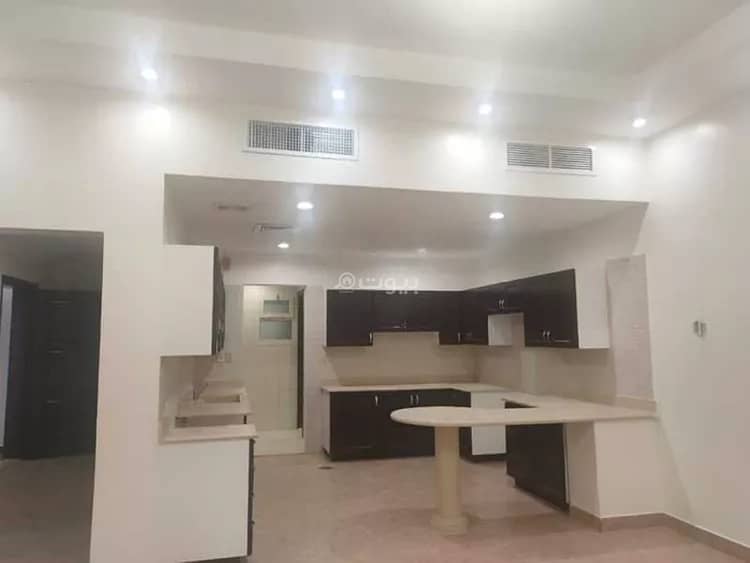 4 bedroom apartment in Al Andalus, Eastern Province 6