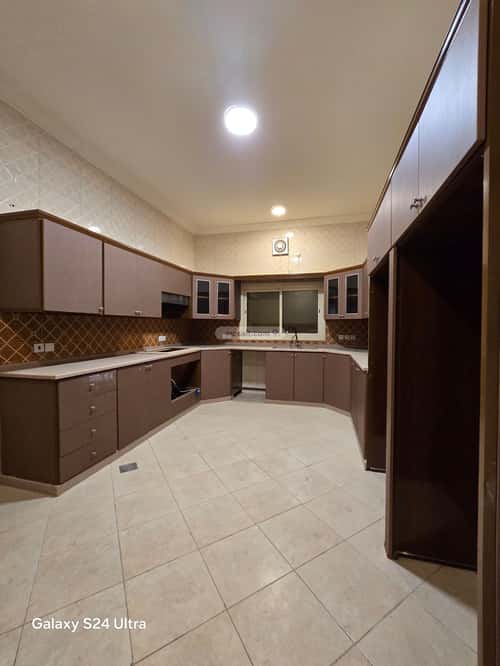 7 bedroom villa in Al Shiraa, Jeddah 4