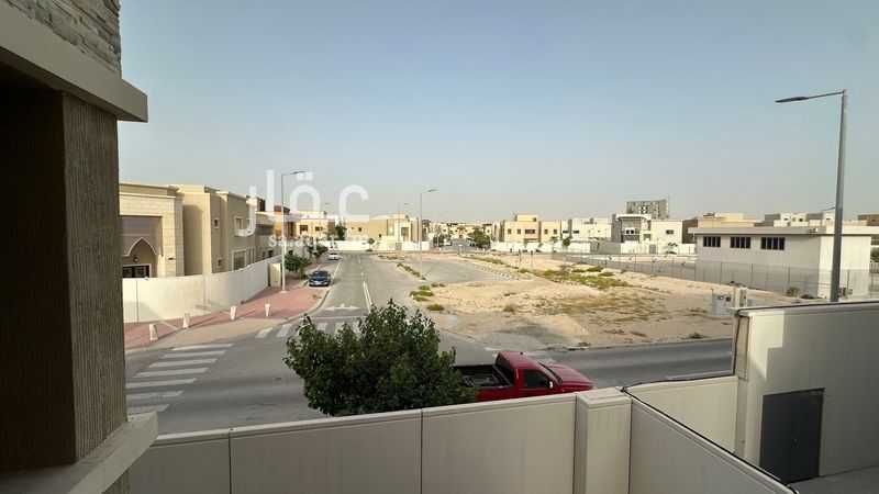 5 bedroom villa in Aramco, Eastern Province 12