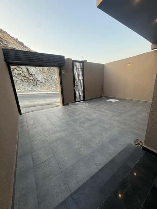 5 bedroom villa in Al Hajlah Al Jadid, Makkah 20
