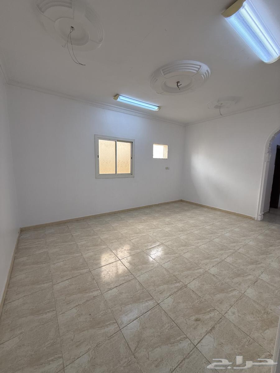 3 bedroom apartment in Mudhainib, Madinah 7