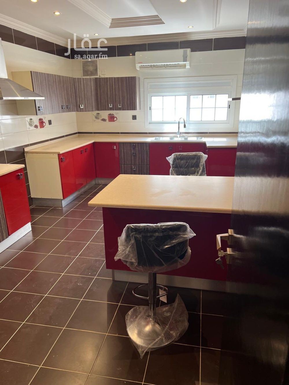 4 bedroom building in Al Shati, Jeddah 8