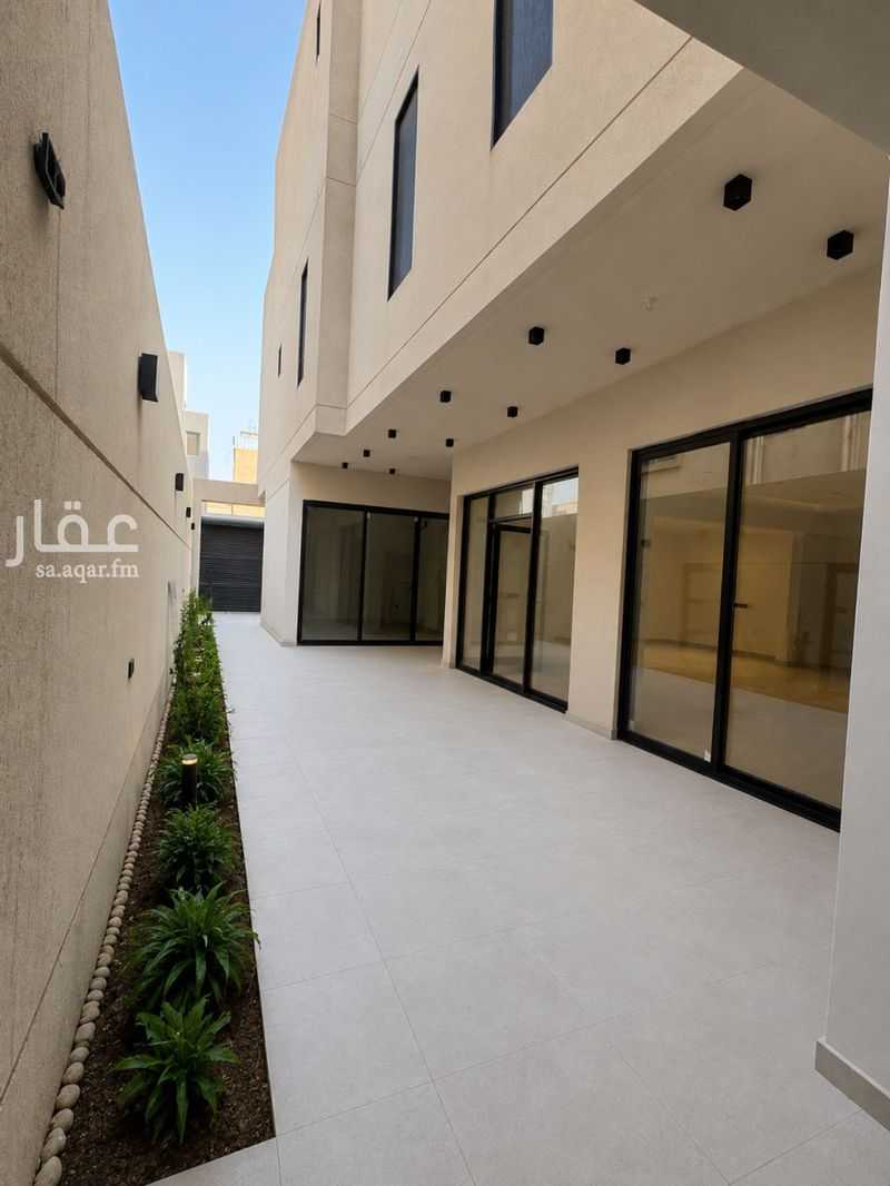 4 bedroom villa in Al Rabwa, Riyadh 7