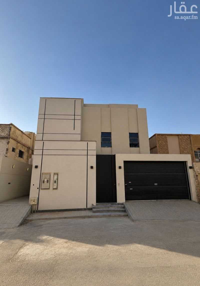 4 bedroom villa in Al Rabwa, Riyadh 22