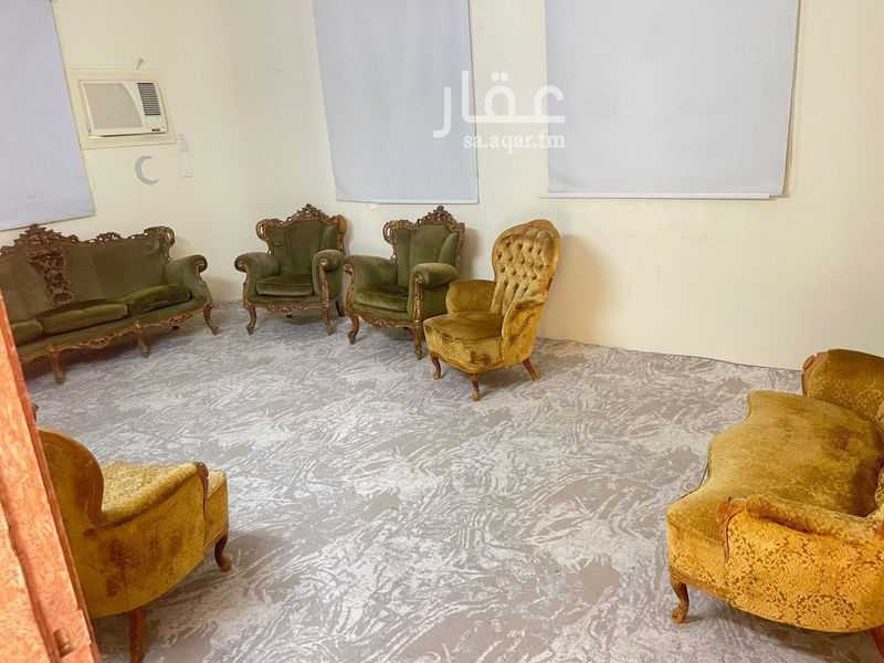الطابق في ام العراد