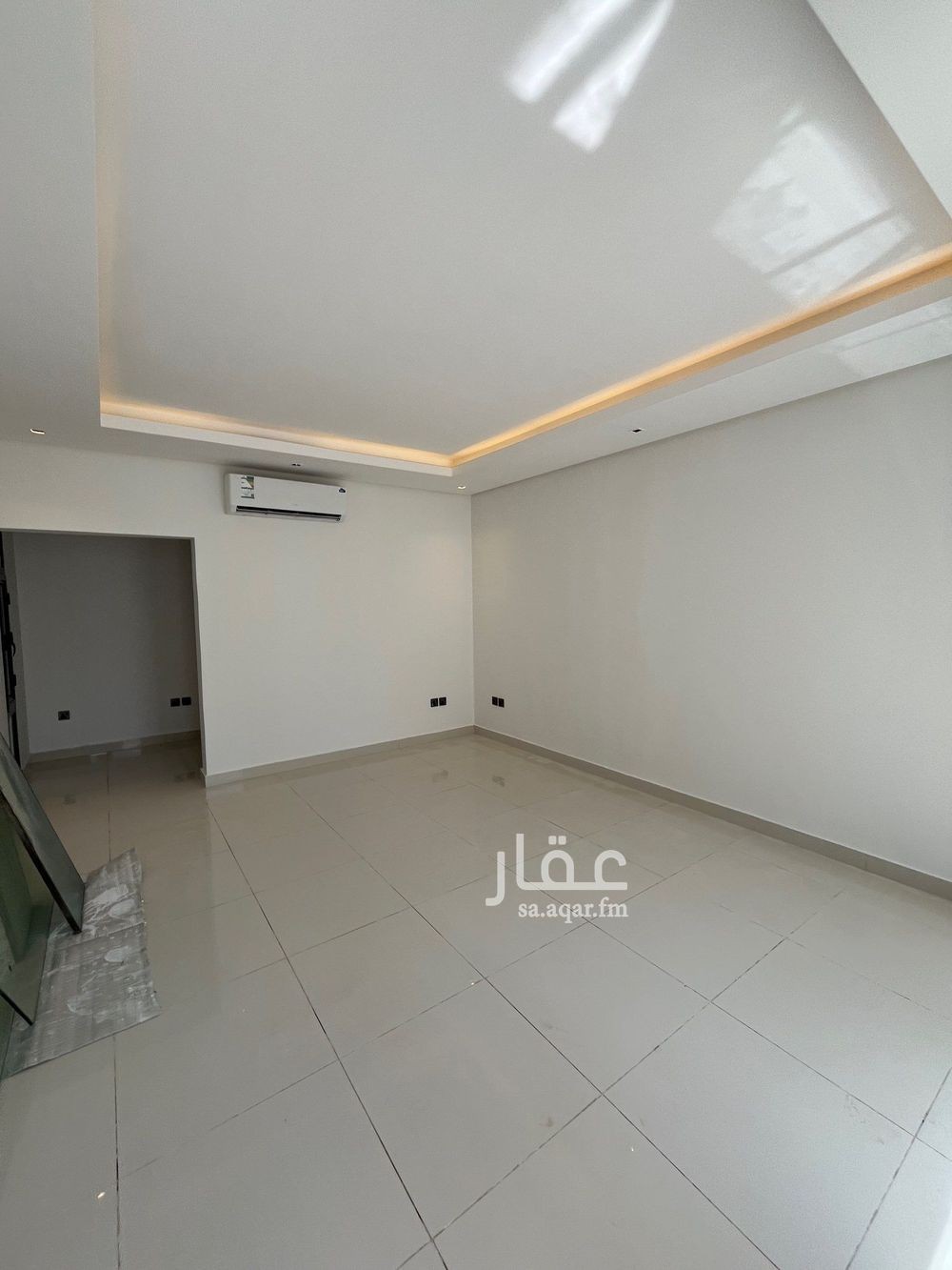 4 bedroom villa in Hittin, Riyadh 5