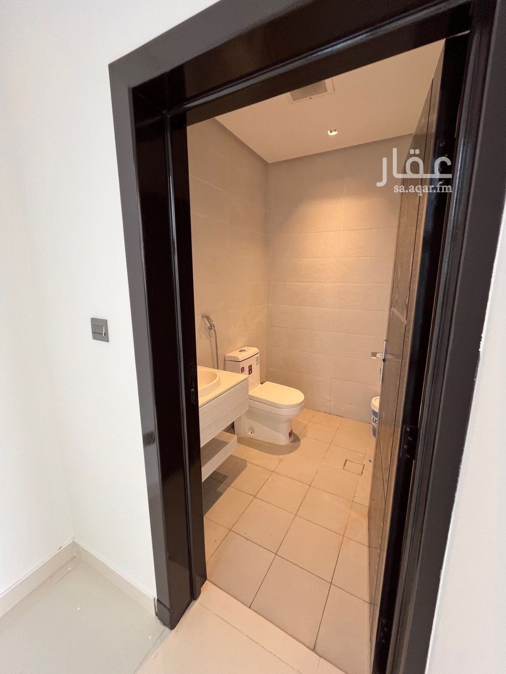 4 bedroom villa in Hittin, Riyadh 8