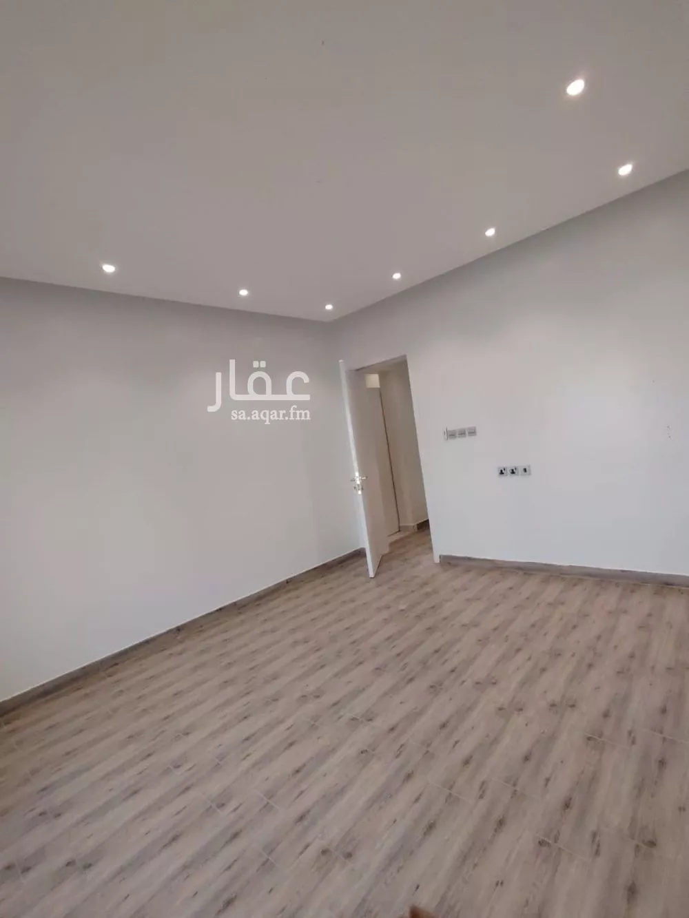 شقة 1 غرف في العارض 3