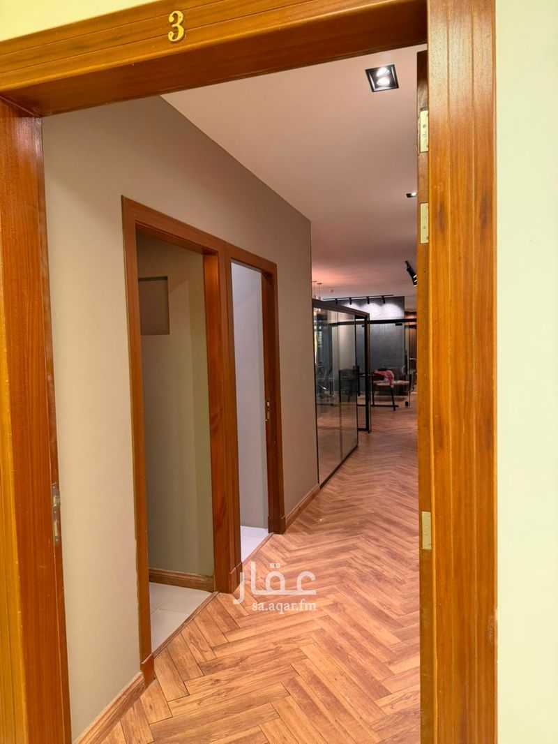 office in Al Hamra, Riyadh 6