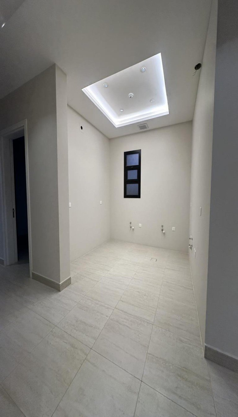 3 bedroom apartment in Al Aridh 4
