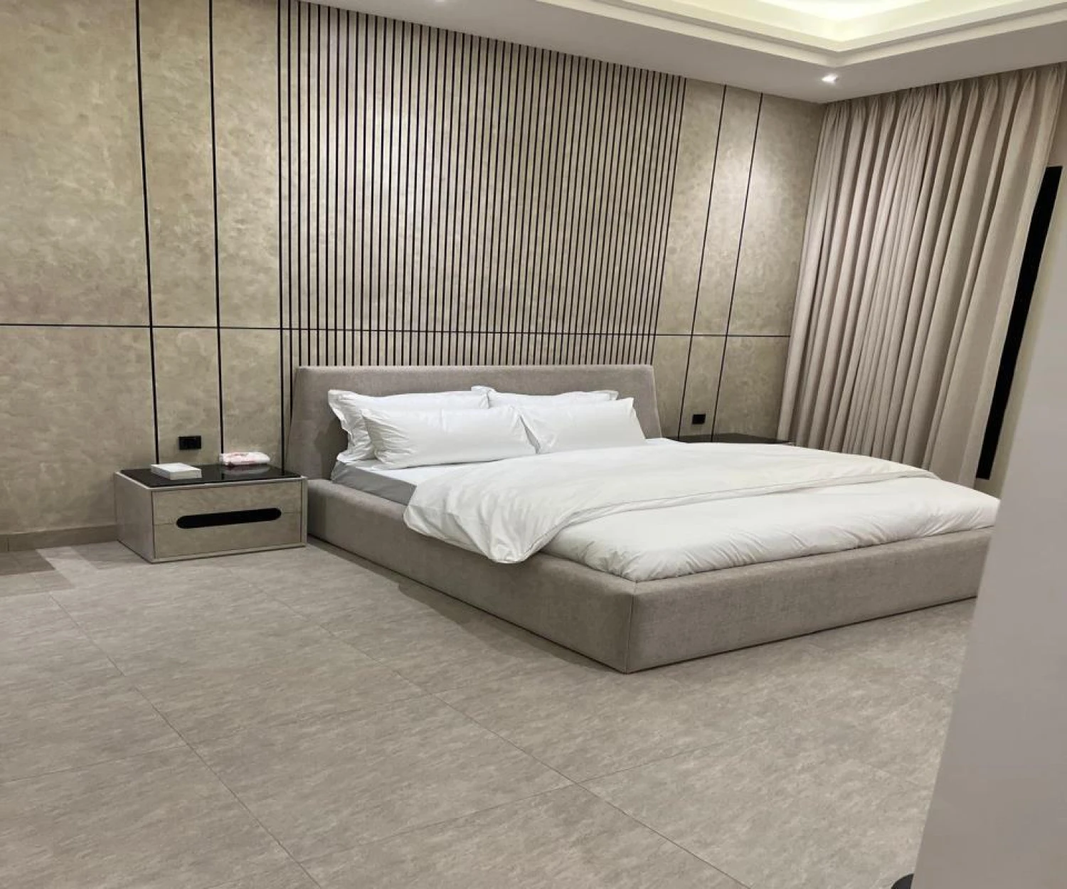 3 bedroom apartment in Al Malqa 5