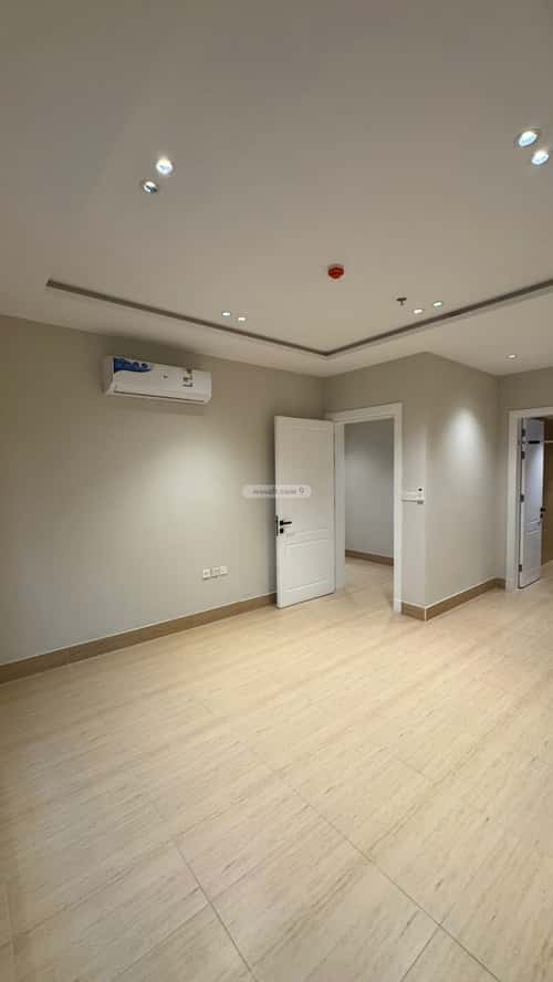 4 bedroom apartment in Al Hamra, Eastern Province 9
