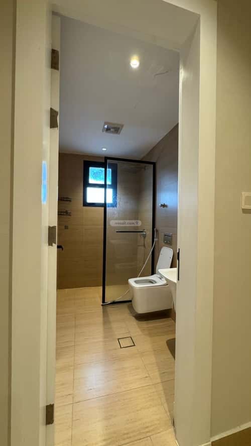 4 bedroom apartment in Al Hamra, Eastern Province 13