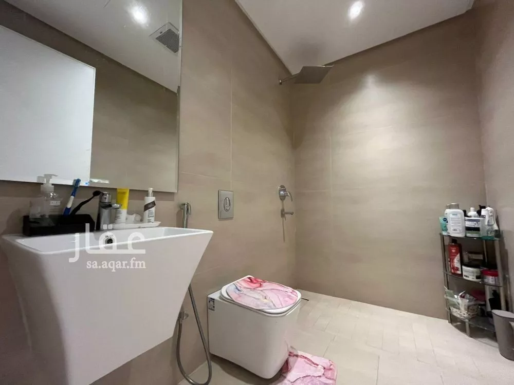 3 bedroom apartment in Irqah 12