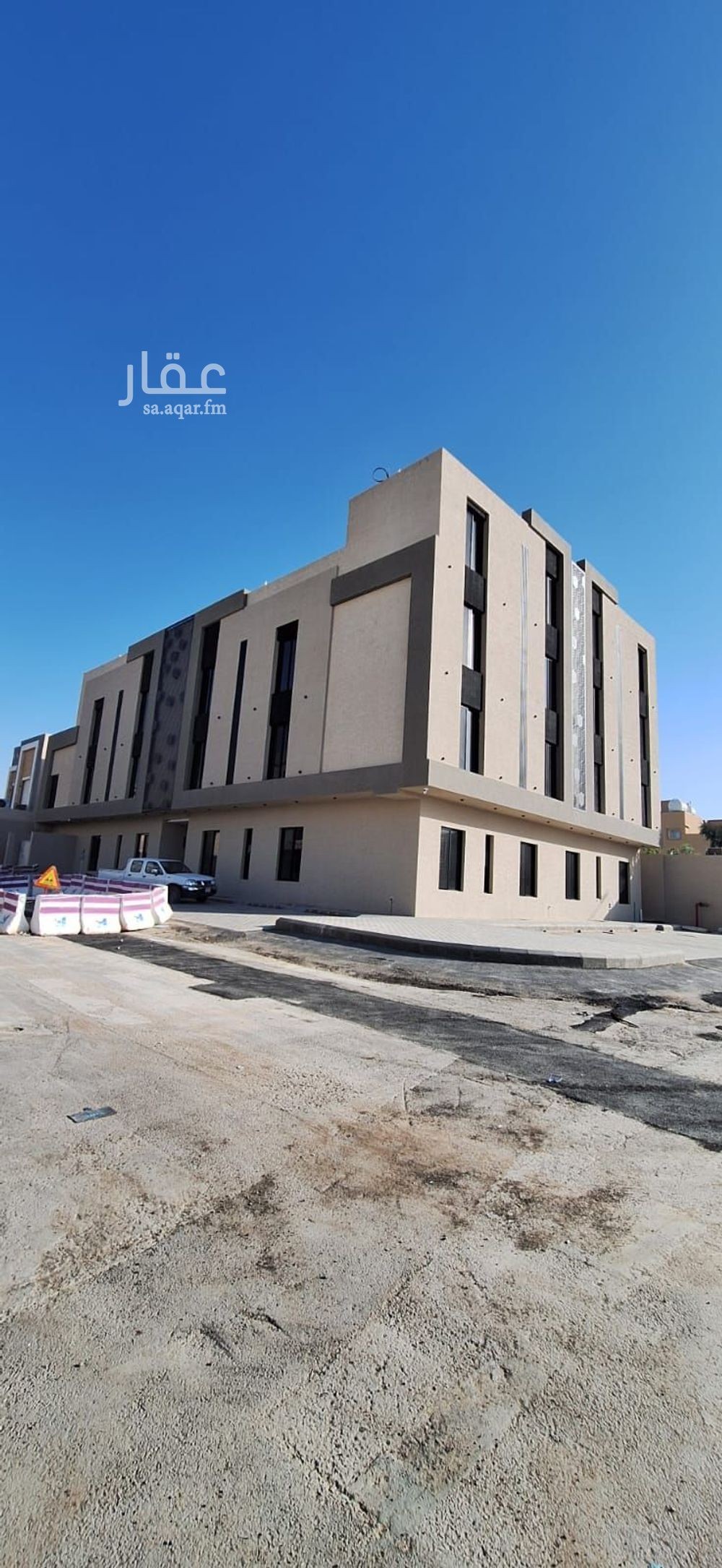 عقار 38 غرف في النرجس، الرياض
