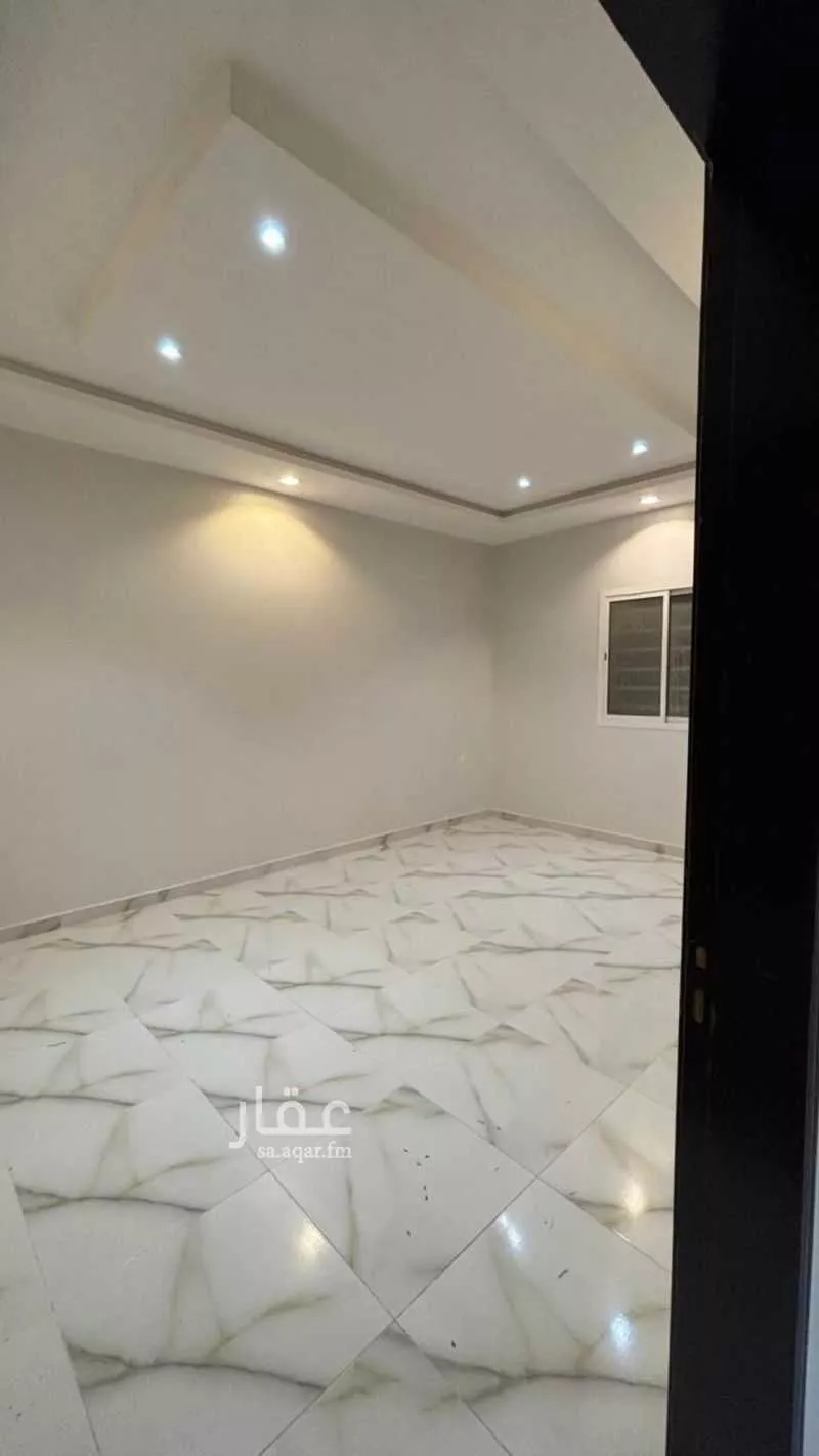 3 bedroom floor in Al Aridh 14