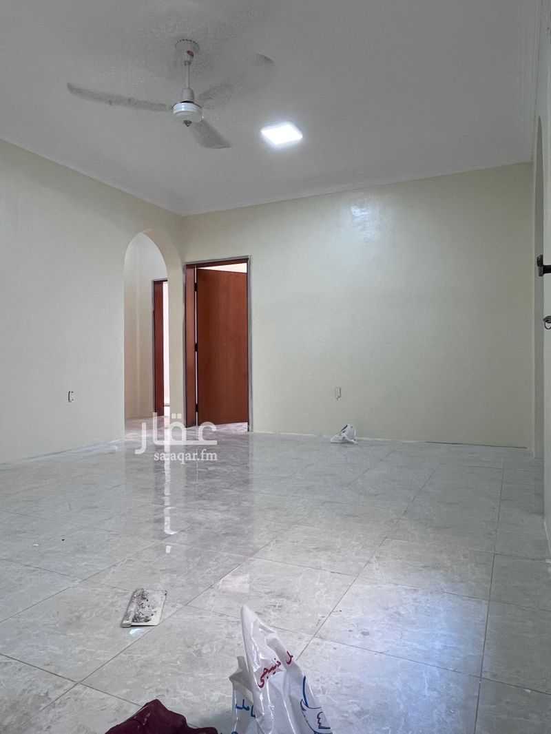 4 bedroom apartment in Al Aqrabiyah, Eastern Province 11