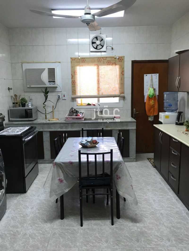 4 bedroom apartment in Al Aqrabiyah, Eastern Province 2