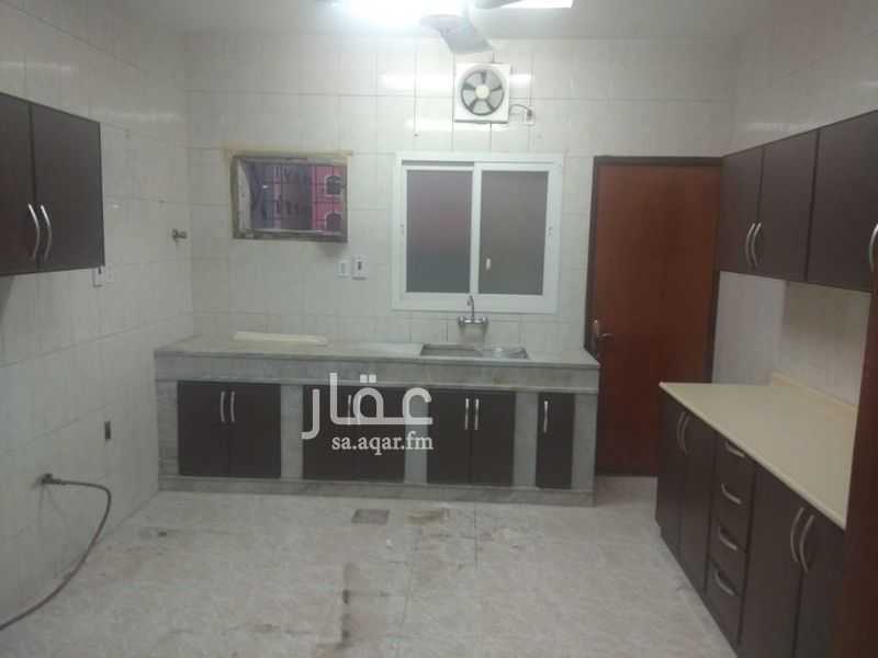 4 bedroom apartment in Al Aqrabiyah, Eastern Province 3