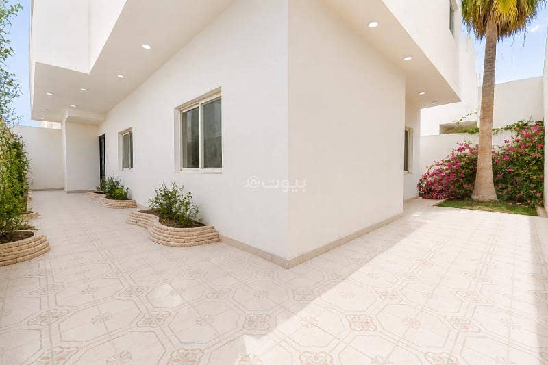 4 bedroom villa in Al Sahafah, Riyadh 7