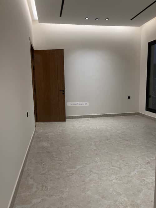 4 bedroom apartment in Al Rawdah, Eastern Province 2