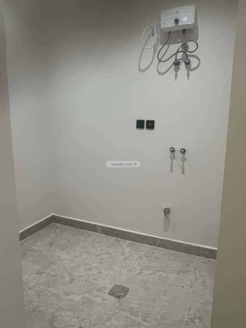 4 bedroom apartment in Al Rawdah, Eastern Province 11