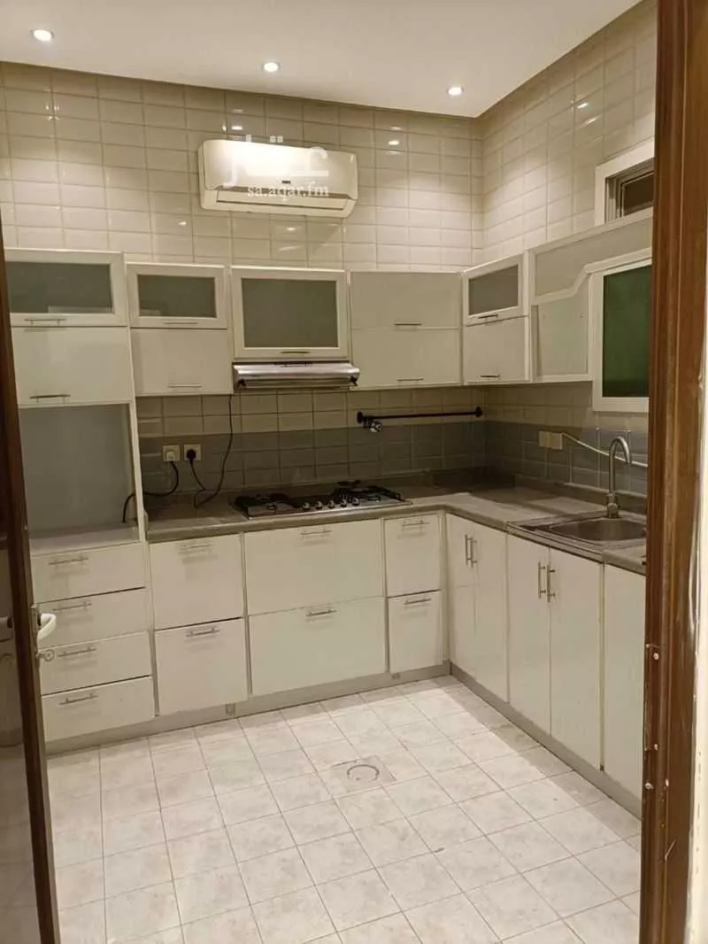 3 bedroom floor in Al Narjis 4