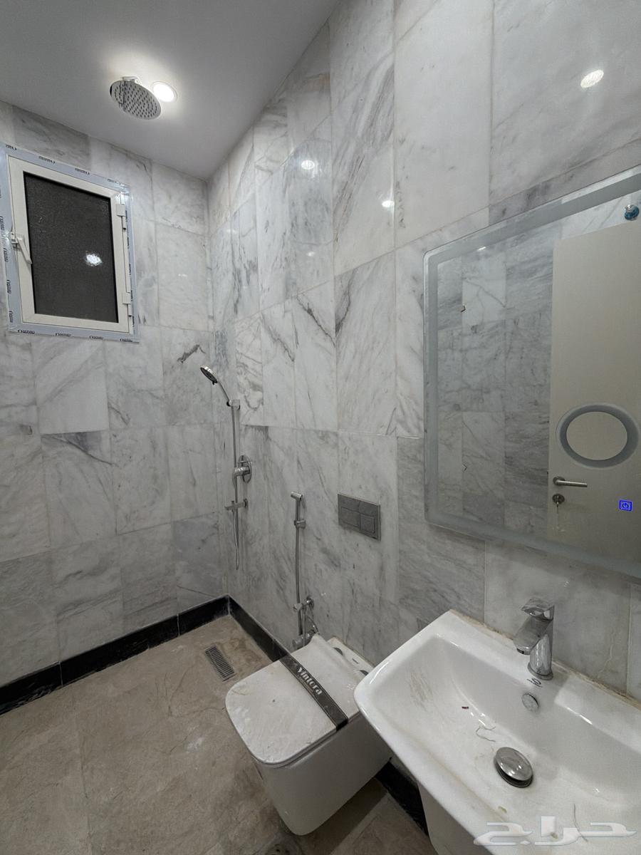 3 bedroom apartment in Mudhainib, Madinah 11