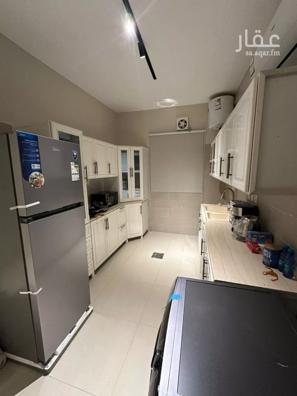 3 bedroom apartment in Irqah 3