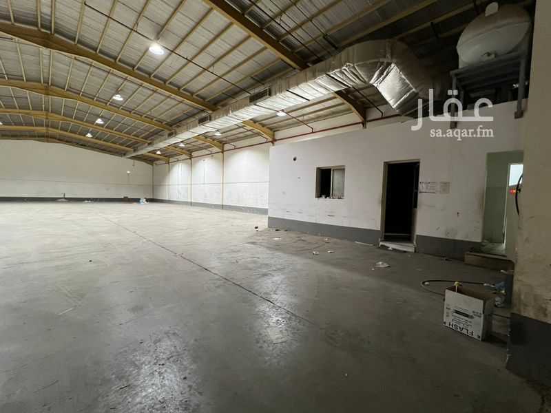 warehouse in Al Aziziyah, Riyadh 9