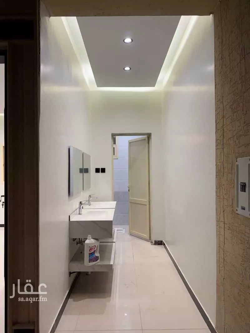 5 bedroom floor in Al Rimal 5