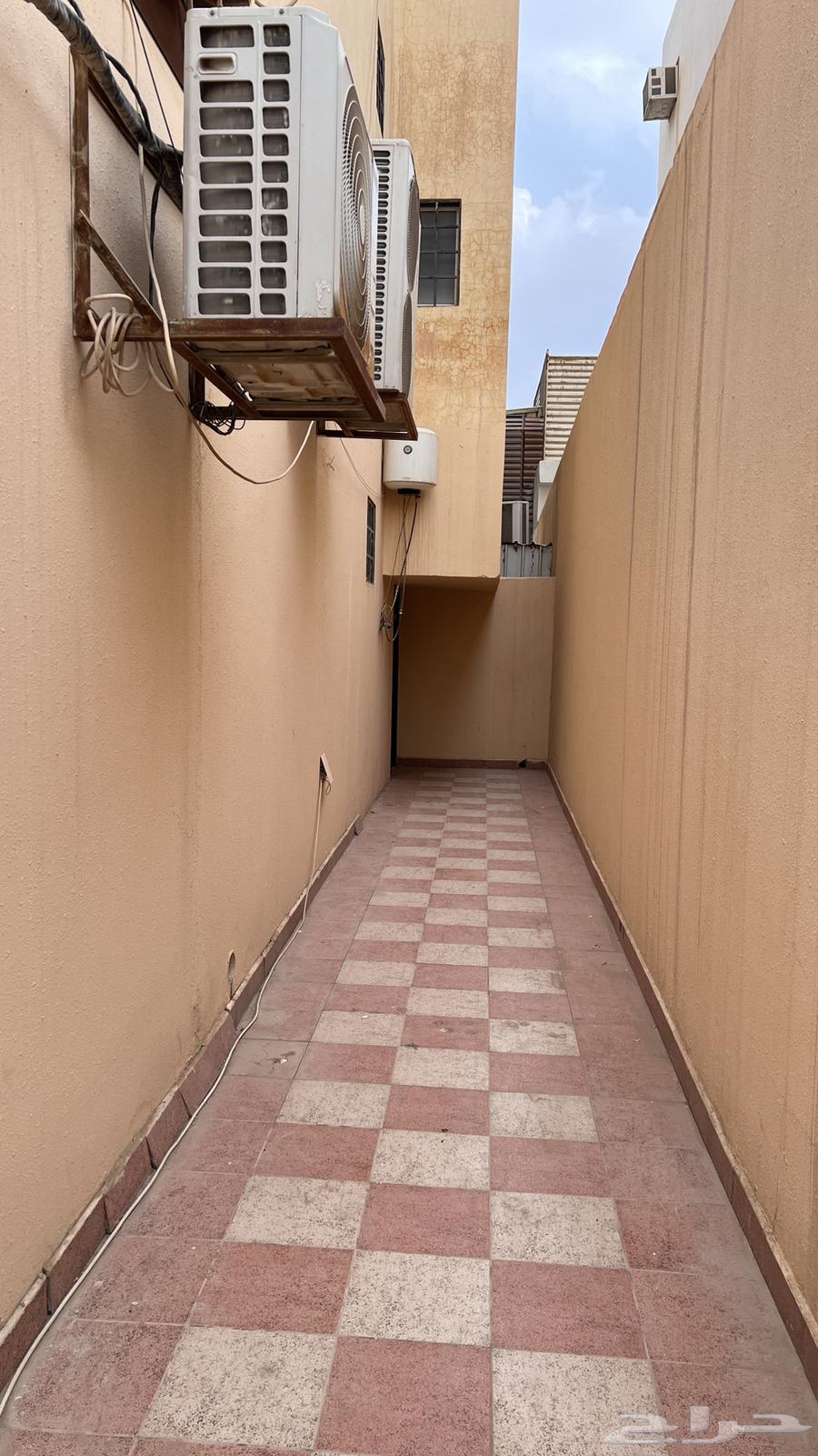 16 bedroom villa in Al Munsiyah 9