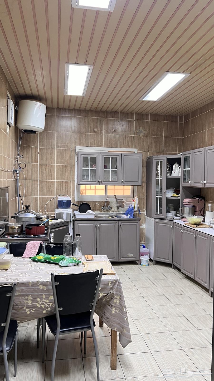 16 bedroom villa in Al Munsiyah 10