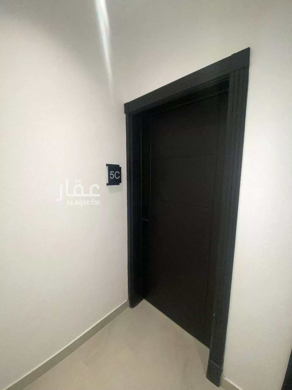 شقة 1 غرف في الملقا 7