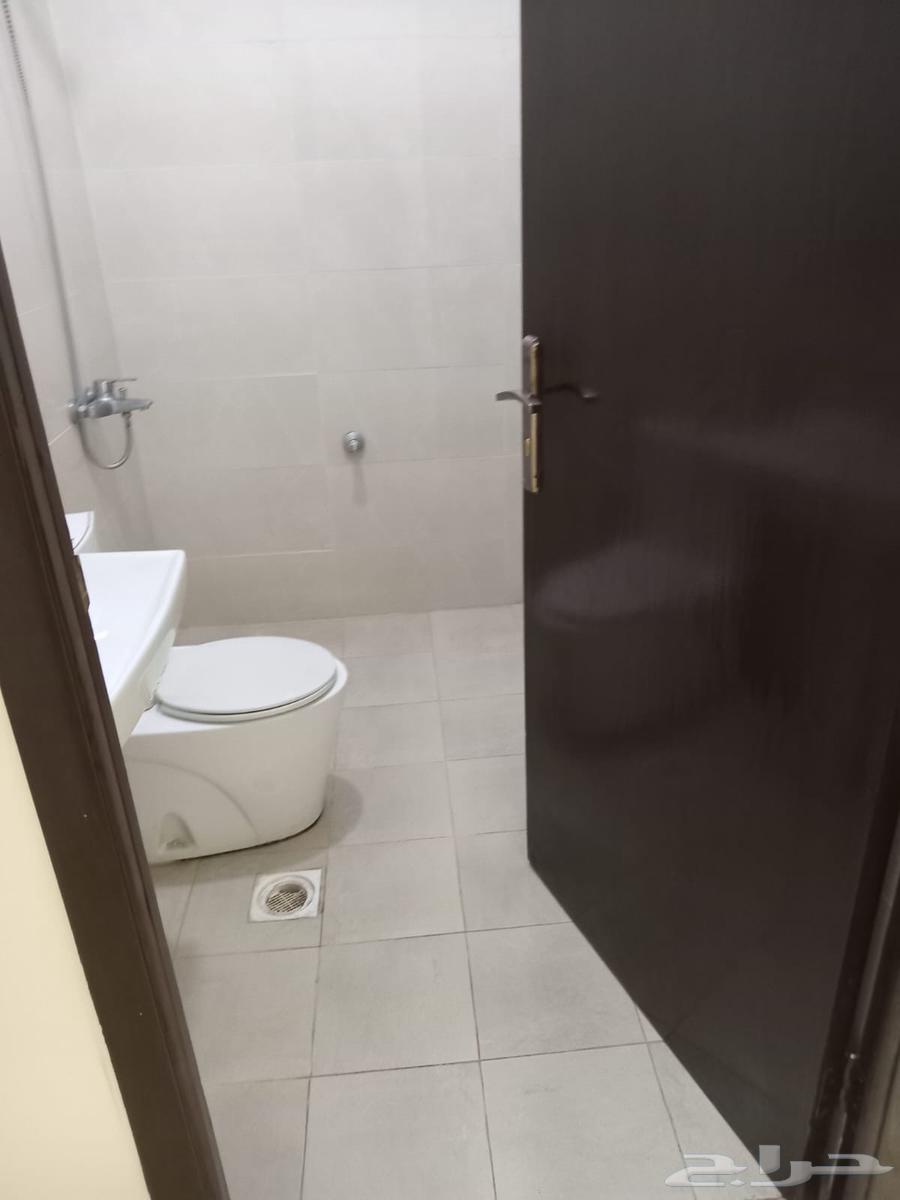 3 bedroom apartment in Al Zahrah, Madinah 7