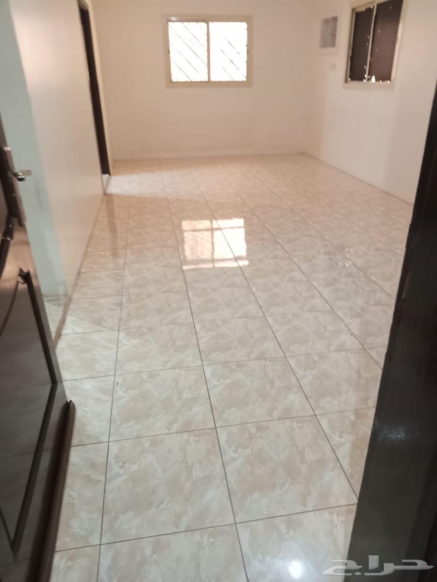 3 bedroom apartment in Al Zahrah, Madinah 4