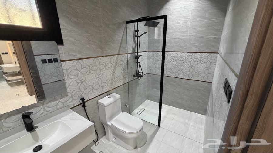 6 bedroom apartment in Abu Burayqa, Madinah 11