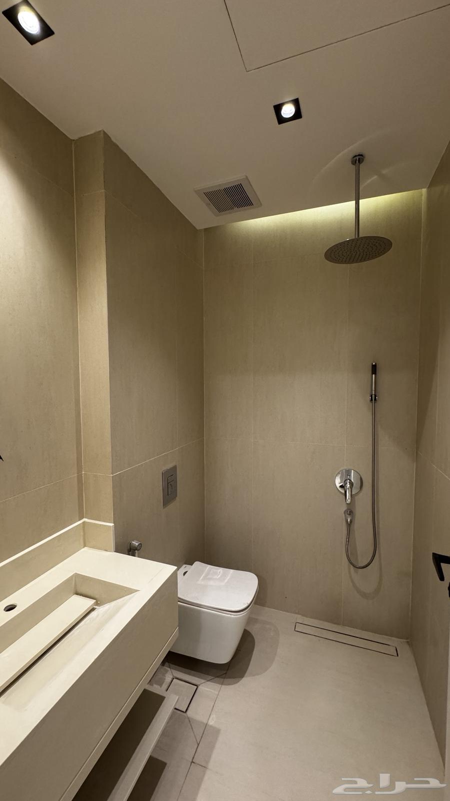 4 bedroom villa in Al Safa, Riyadh 16