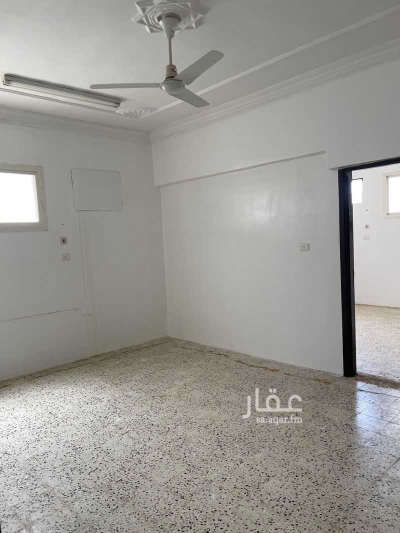 3 bedroom apartment in Al Rawdah, Tabuk 2