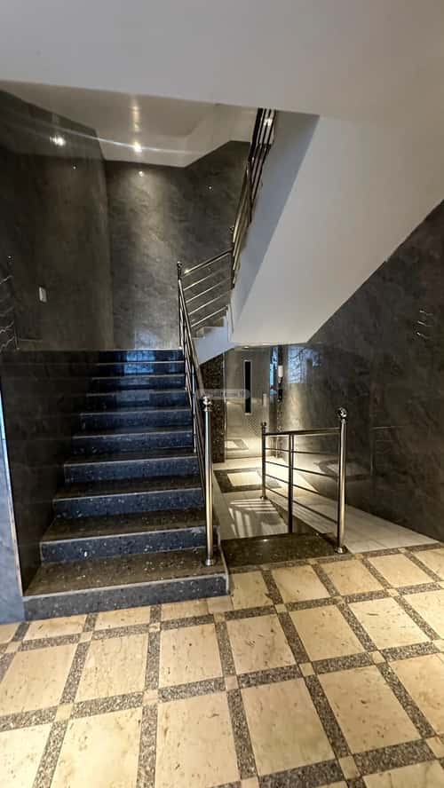 3 bedroom apartment in Al Rabwa, Jeddah 4