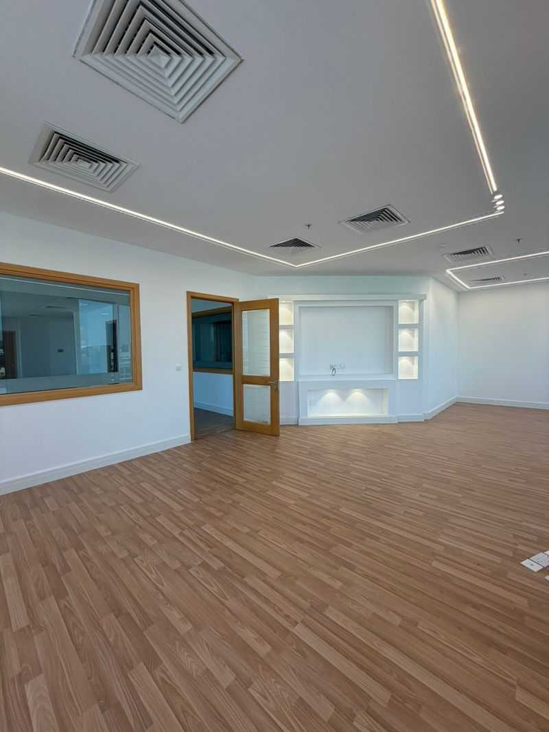 5 bedroom office in Al Baghdadiyah Al Gharbiyah, Jeddah