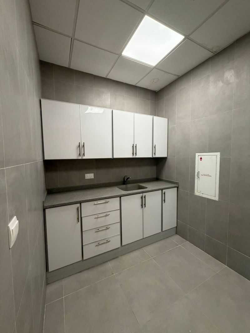 5 bedroom office in Al Baghdadiyah Al Gharbiyah, Jeddah 7